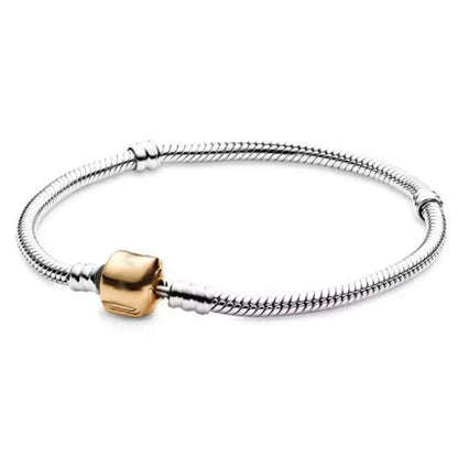 The popular silver wristband features dual tone and woven Cuban ropes, making it fashionable and versatile.